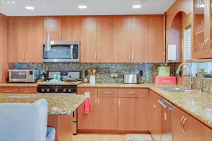 15969 SE Lark Ave, Milwaukie, OR 97267 - Photo 9