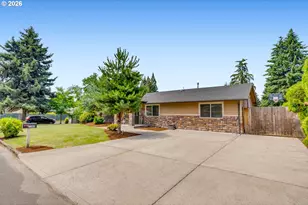 15969 SE Lark Ave, Milwaukie, OR 97267 - Photo 3