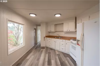 5355 River Rd N, Keizer, OR 97303 - Photo 9