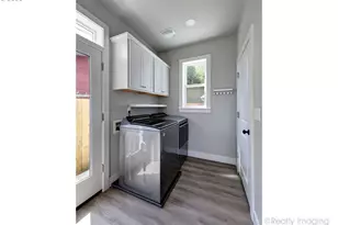 5406 N Cecelia St, Portland, OR 97203 - Photo 7