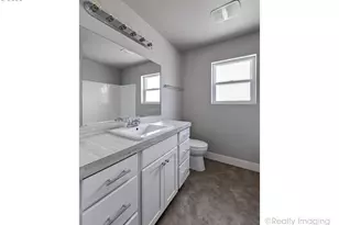 5406 N Cecelia St, Portland, OR 97203 - Photo 11