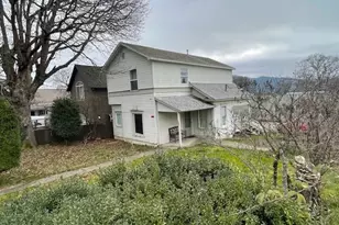 315 E Jewett Blvd, White Salmon, WA 98672 - Photo 1