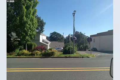 315 E Jewett Blvd, White Salmon, WA 98672 - Photo 3