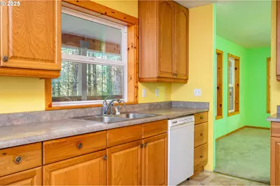 29380 SE Old Ranch Dr, Estacada, OR 97023 - Photo 13