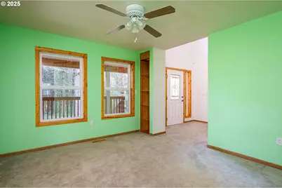 29380 SE Old Ranch Dr, Estacada, OR 97023 - Photo 7