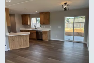 1001 NW Kindness Ct, Willamina, OR 97396 - Photo 5