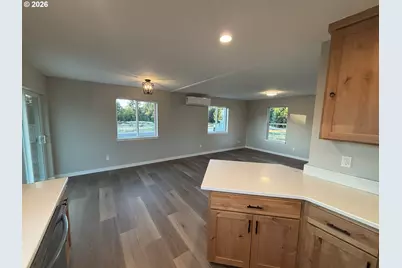 1001 NW Kindness Ct, Willamina, OR 97396 - Photo 7