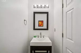 16040 SW Audubon St, Beaverton, OR 97003 - Photo 17