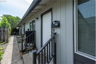 360 24th Ave, Longview, WA 98632 - Photo 5