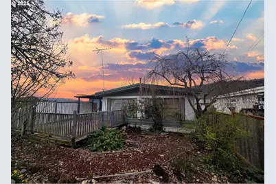 3668 Joseph St, Roseburg, OR 97470 - Photo 1