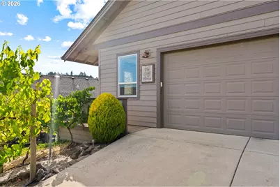 142 NW Canyon Creek Dr, McMinnville, OR 97128 - Photo 35