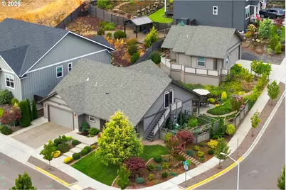 142 NW Canyon Creek Dr, McMinnville, OR 97128 - Photo 1