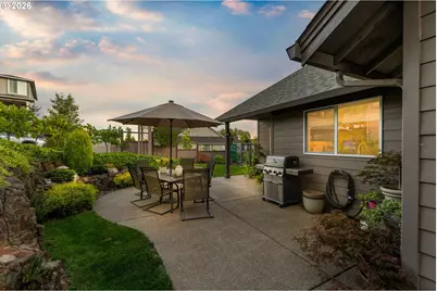 142 NW Canyon Creek Dr, McMinnville, OR 97128 - Photo 17