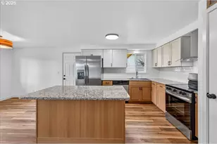 424 S 9th St, Saint Helens, OR 97051 - Photo 9