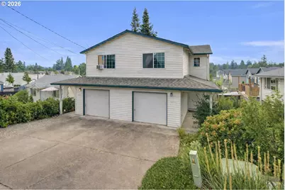 18309 Portland Ave, Gladstone, OR 97027 - Photo 1