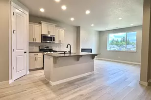 18507 NE 44th Ave, Vancouver, WA 98686 - Photo 5