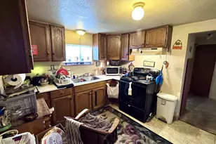 306 4th St, Baker City, OR 97814 - Photo 3