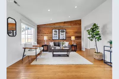 4201 Wadsworth Ln, Salem, OR 97317 - Photo 3