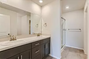 1029 Clemson St, Woodburn, OR 97071 - Photo 11