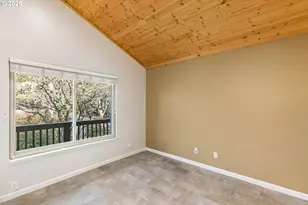 7734 SW Barnes Rd, Portland, OR 97225 - Photo 17