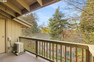 7734 SW Barnes Rd, Portland, OR 97225 - Photo 27