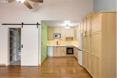 7734 SW Barnes Rd #A, Portland, OR 97225 - Photo 13