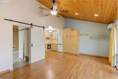 7734 SW Barnes Rd #A, Portland, OR 97225 - Photo 7