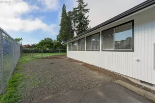 32 Marion Ln, Eugene, OR 97404 - Photo 25