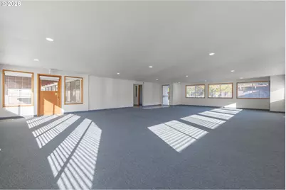 32 Marion Ln, Eugene, OR 97404 - Photo 5