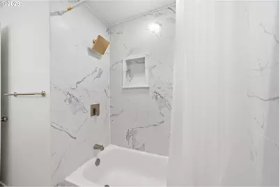 14770 SW Hart Rd, Beaverton, OR 97007 - Photo 23