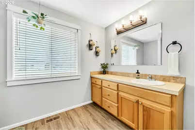 41 Sandalwood Loop, Creswell, OR 97426 - Photo 23