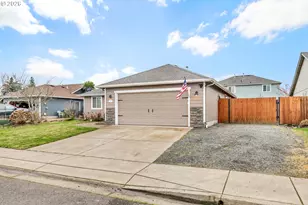 41 Sandalwood Loop, Creswell, OR 97426 - Photo 1