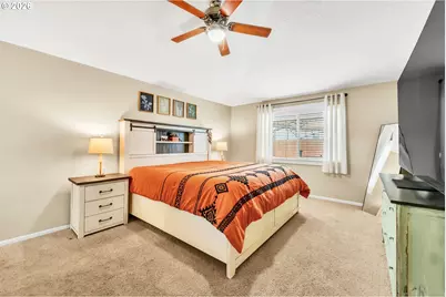 41 Sandalwood Loop, Creswell, OR 97426 - Photo 17