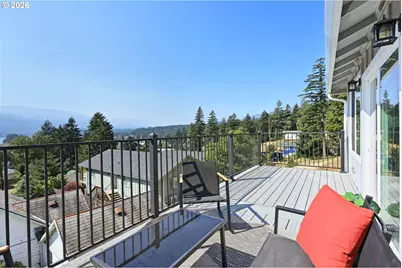 438 NW Roselawn St, Stevenson, WA 98648 - Photo 15