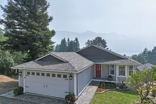 438 NW Roselawn St, Stevenson, WA 98648 - Photo 1