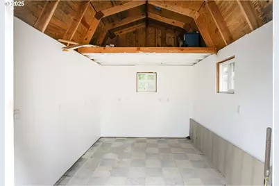 19080 SW Brooklawn Pl, Beaverton, OR 97003 - Photo 45