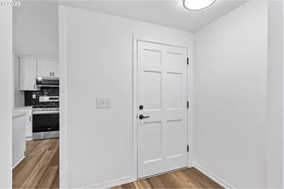 19080 SW Brooklawn Pl, Beaverton, OR 97003 - Photo 7