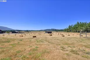 33320 Bryant Rd, Creswell, OR 97426 - Photo 23