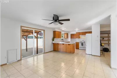 3196 Midway Rd, Hood River, OR 97031 - Photo 11