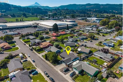 3196 Midway Rd, Hood River, OR 97031 - Photo 3