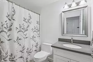 34054 E Columbia Ave, Scappoose, OR 97056 - Photo 17