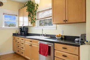 155 S 8th St, Saint Helens, OR 97051 - Photo 15