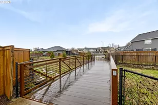 2049 NW McGarey Dr, McMinnville, OR 97128 - Photo 23