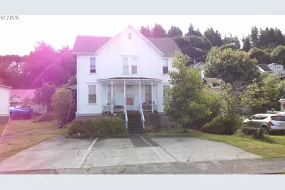 3073 Grand Ave, Astoria, OR 97103 - Photo 1