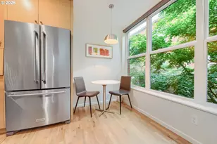 1009 NW Hoyt St, Portland, OR 97209 - Photo 15