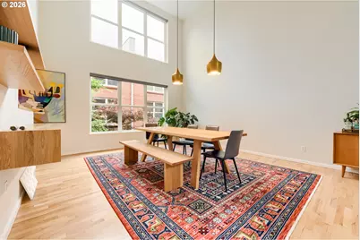 1009 NW Hoyt St #204, Portland, OR 97209 - Photo 9