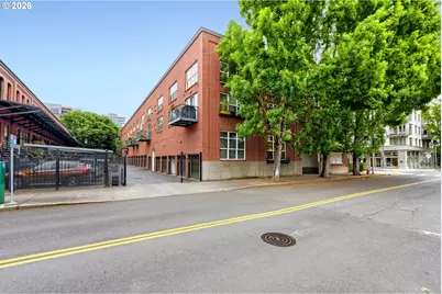 1009 NW Hoyt St #204, Portland, OR 97209 - Photo 33