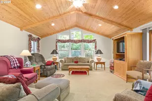 41886 Deerhorn Rd, Springfield, OR 97478 - Photo 17