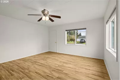220 NW Lincoln St, Sheridan, OR 97378 - Photo 9