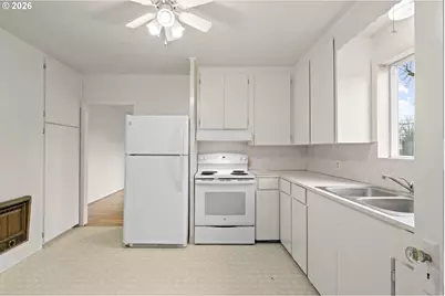 220 NW Lincoln St, Sheridan, OR 97378 - Photo 13